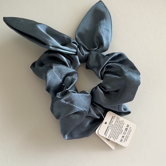 Pink Victoria’s Secret Hair Scrunchie - Picture 3 of 5